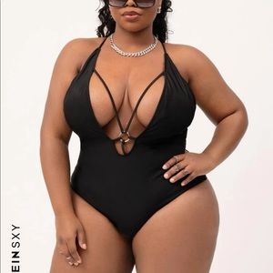 SHEIN SXY Plus Ring linked Plunging Onepiece suit